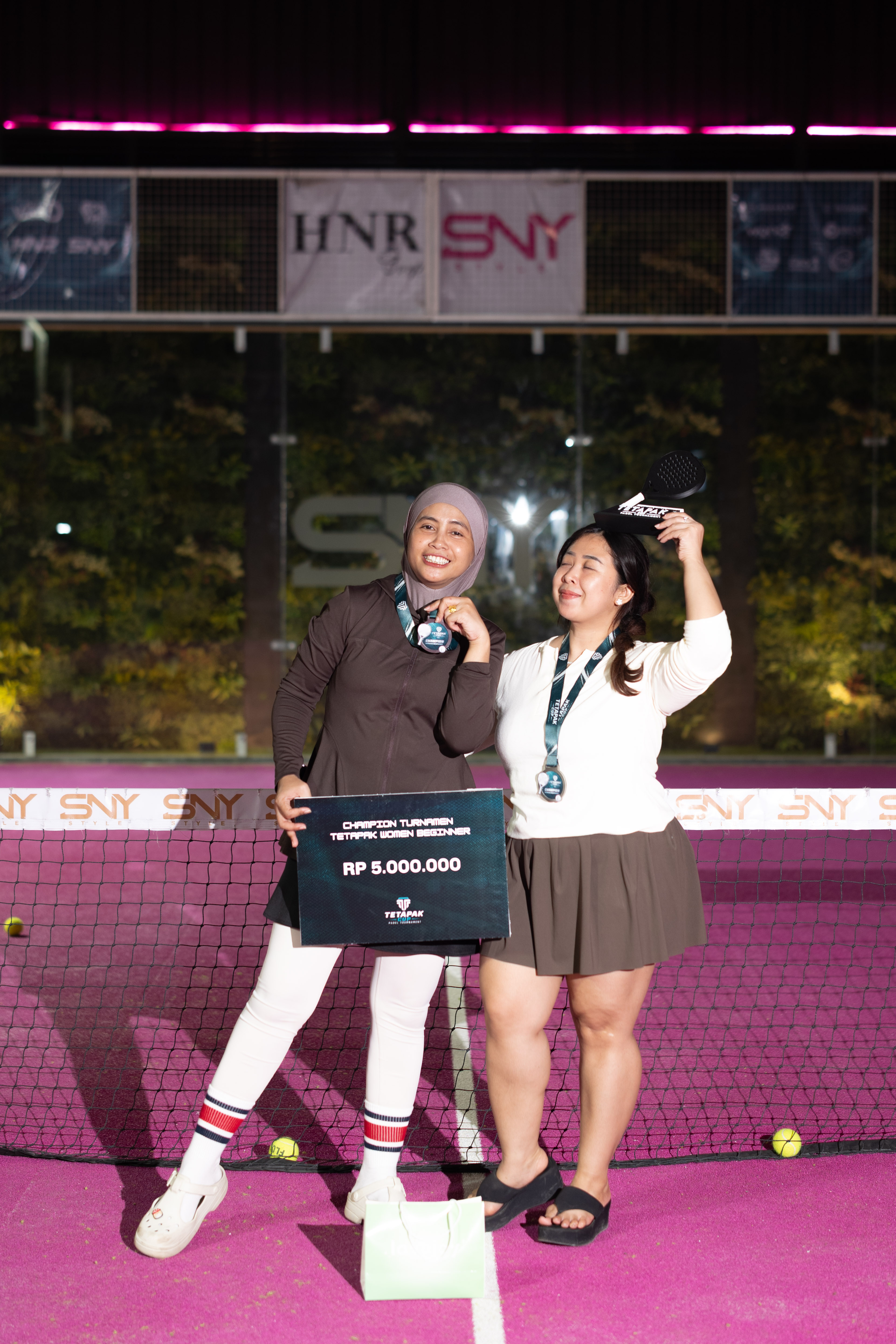 Juara WOMEN'S BEGINNER