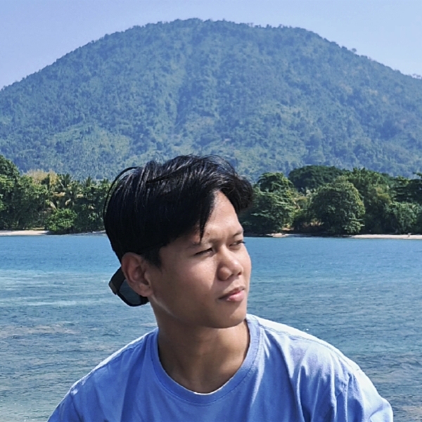 Arif Hidayat