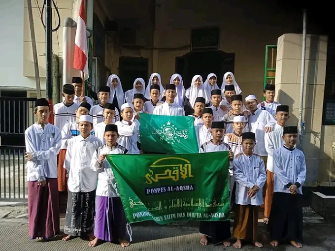 Suasana pesantren